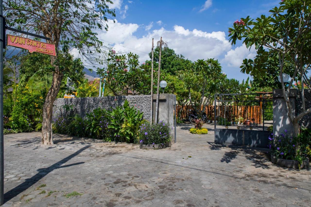 Van Santri Homestay Pemuteran Exteriör bild
