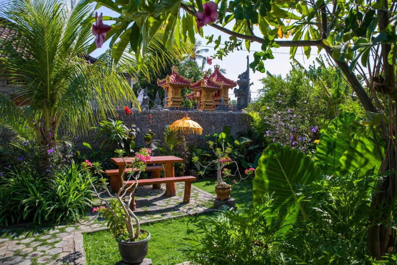 Van Santri Homestay Pemuteran Exteriör bild