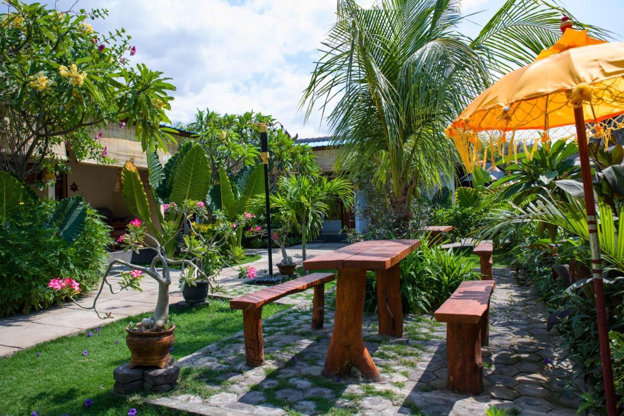 Van Santri Homestay Pemuteran Exteriör bild